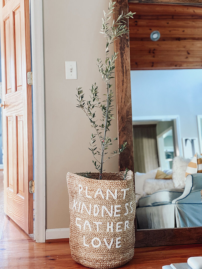 Size was perfect Arrived in