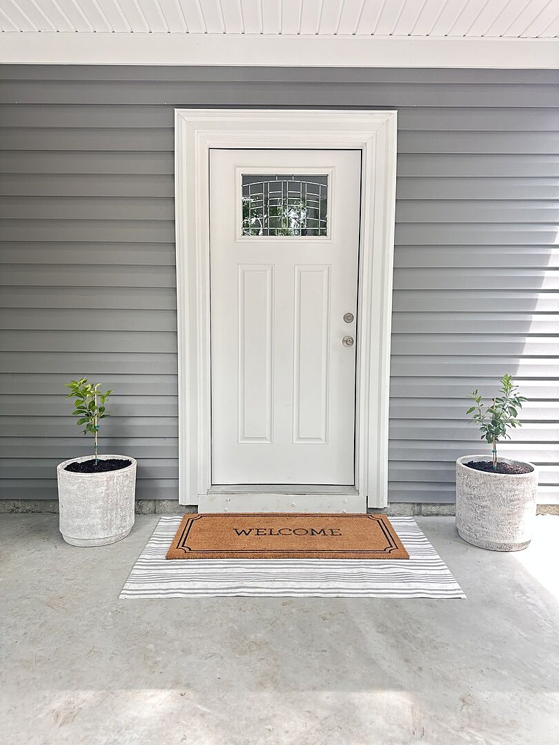 Arrived in tact & beautiful!